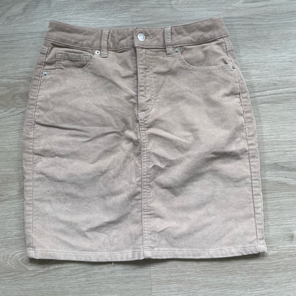Dynamite corduroy skirt. Size S fits like M - Picture 3 of 3